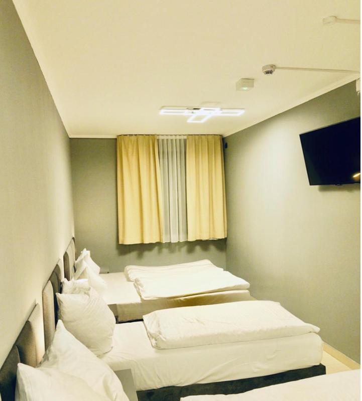 Naam & Frankfurt City-messe Airport Hotel