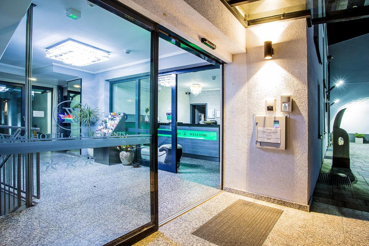 Hotel Naam & Frankfurt City-messe Airport 3*