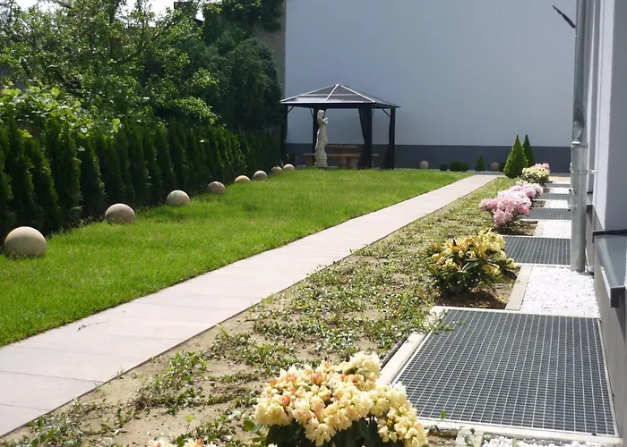 Naam Hotel & Apartments Frankfurt City-Messe Airport